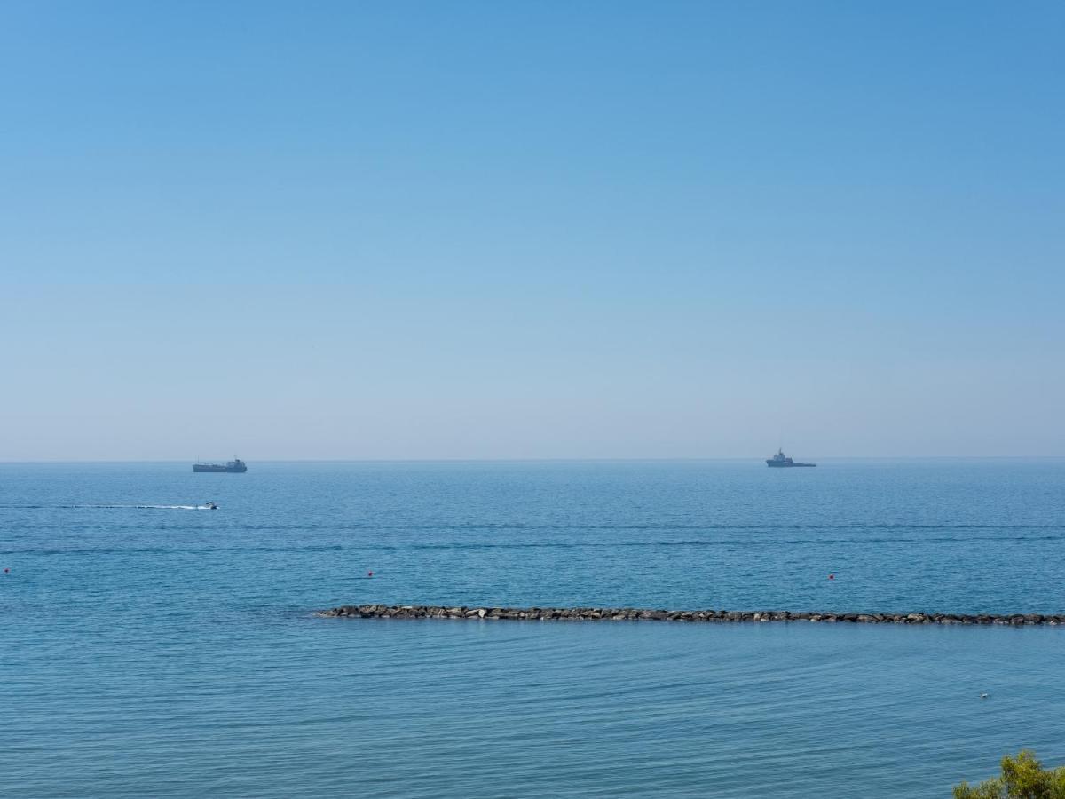 Sanders Kanika Sea Forum - Adorable 2-Bedroom Apartment With Sea View Limassol Exterior photo